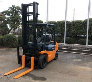 Xe Nâng Dầu Toyota 7FD25