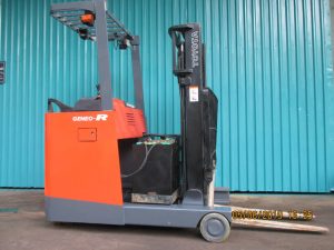 Xe Nâng Điện Đứng Lái Reach Truck – Toyota 7FBR18